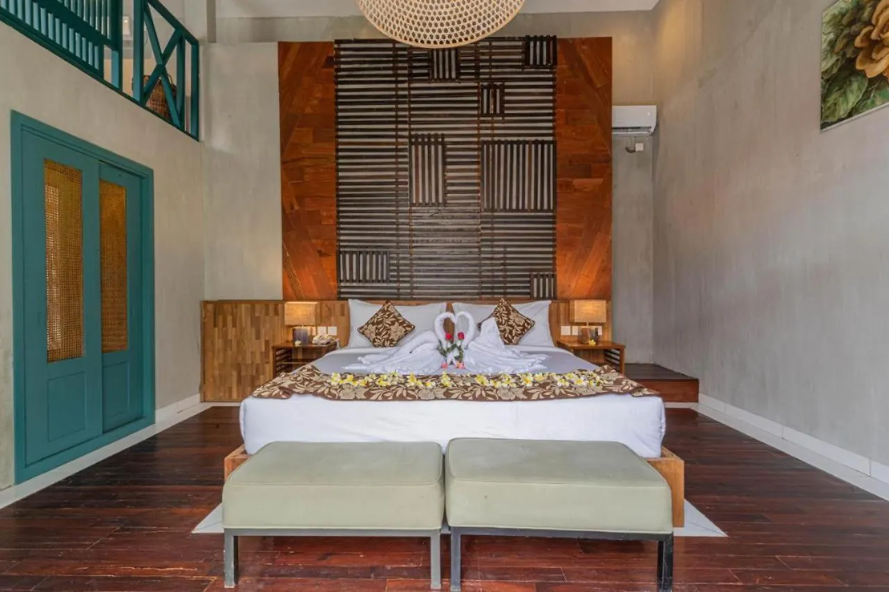 Mezzanine Industrial 1 Bedroom Private Villa In Seminyak Ινδονησία