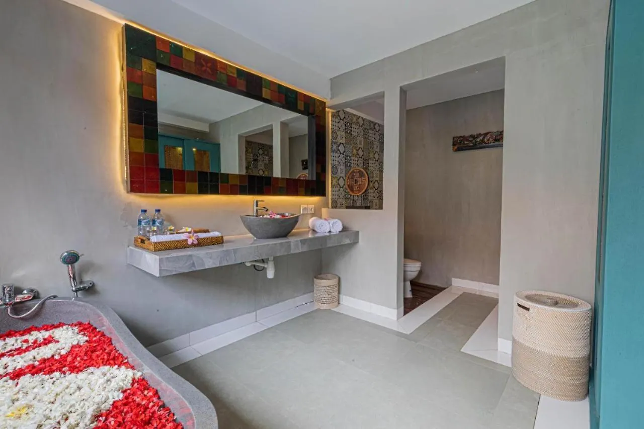 Mezzanine Industrial 1 Bedroom Private Villa In Seminyak Σεμινιάκ